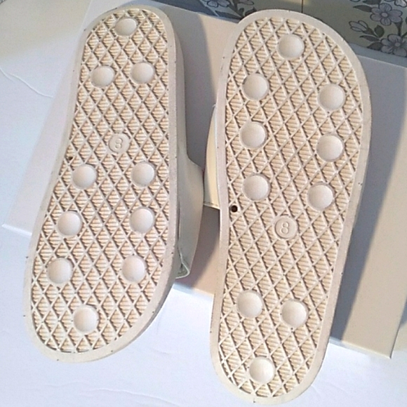 Fun pair of Slip on Slides, Sandler for Vacation NWOT - Picture 4 of 6